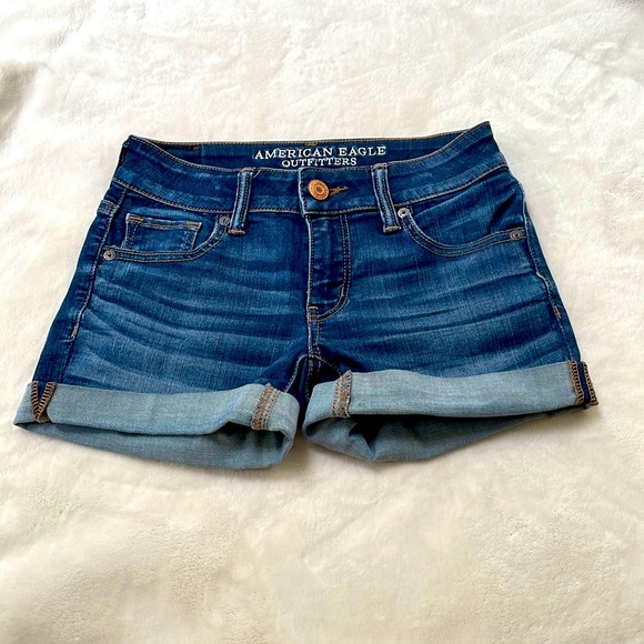 American Eagle Outfitters Denim C Cafe MIDI Shorts. Size 0 - Picture 2 of 5